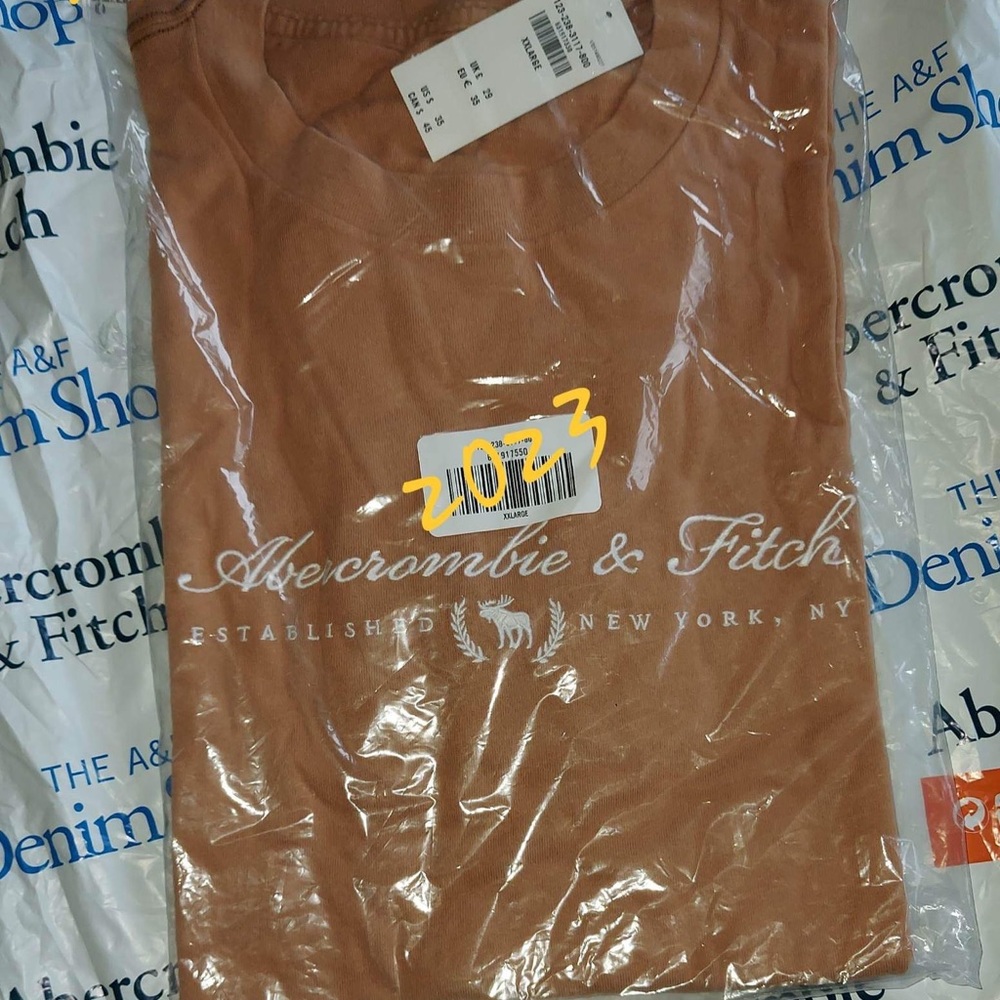 Abercrombie and Fitch Logo Tee size XXL NWT - Picture 10 of 10